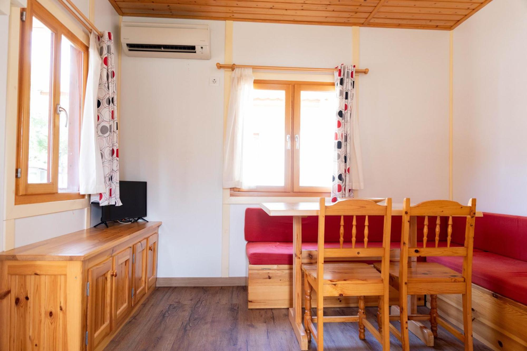 Holacamp Sitges Relax Екстер'єр фото